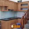 Tủ bếp gầm cầu thang gỗ sồi Nga TB04
