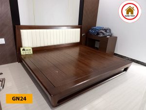 giường ngủ chân quỳ gỗ sồi Nga GN24