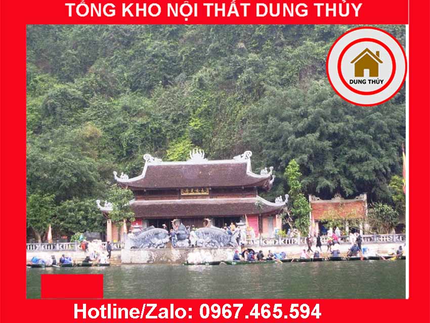 Bài văn khấn cúng đền Trình chùa Hương du xuân đầu năm Ất Tỵ 2025